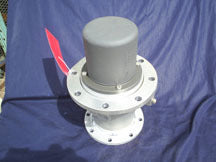 10047013-VALVE EMERG ALUM 4" STRAIGHT AIR OP 4" CYLINDER FLANGE TEFLON BETTS